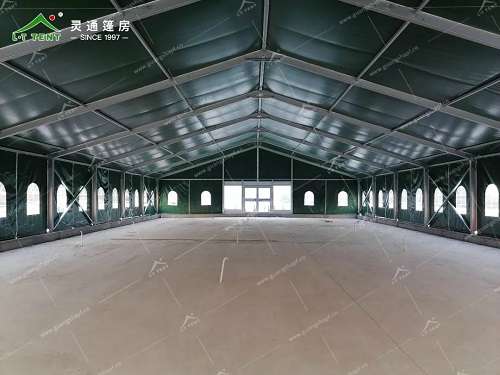 靈通篷房為企業(yè)搭建臨時(shí)倉儲(chǔ)篷房